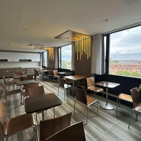 Days Inn By Wyndham Brooklyn Eastern Parkway New York Extérieur photo